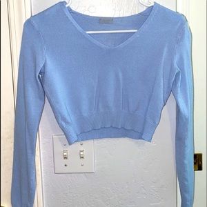 Brandy Melville v neck crop sweater